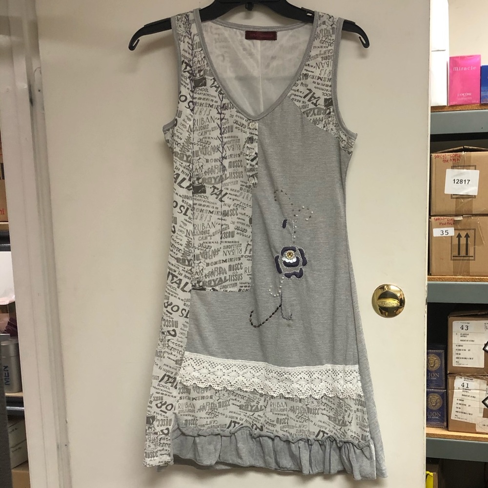 Style Camisa Gray Multi Pattern Dress Size Small